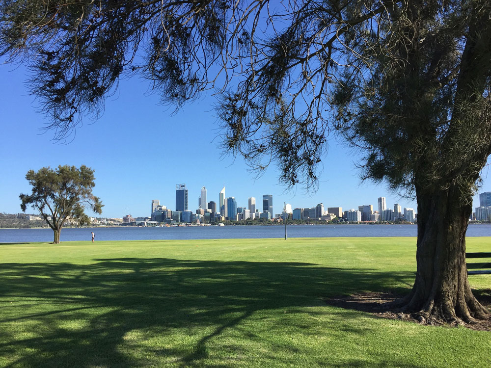 perth_riverside_foreshore